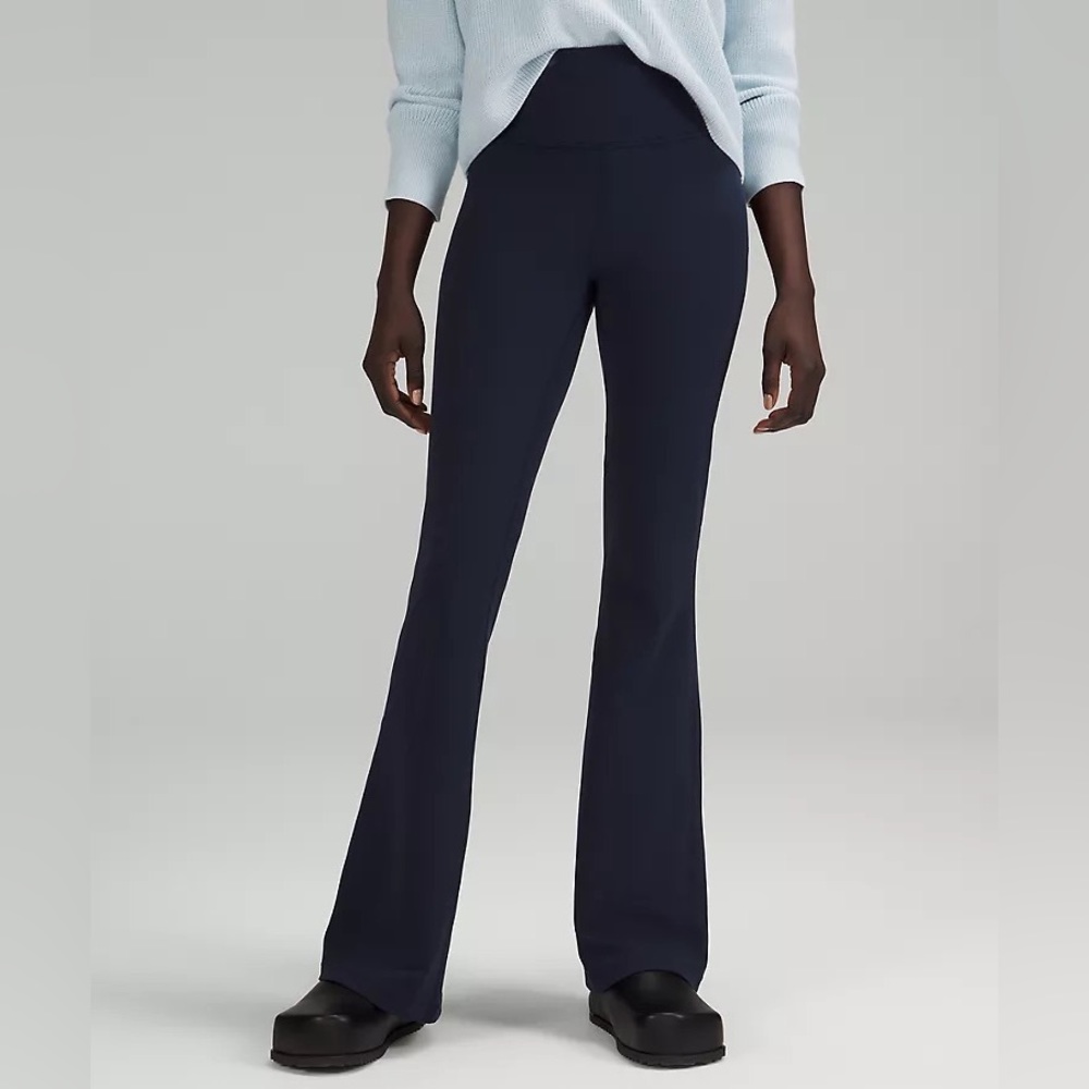 NWT Lululemon‎ Groove Super-High-Rise Flared Pant Nulu